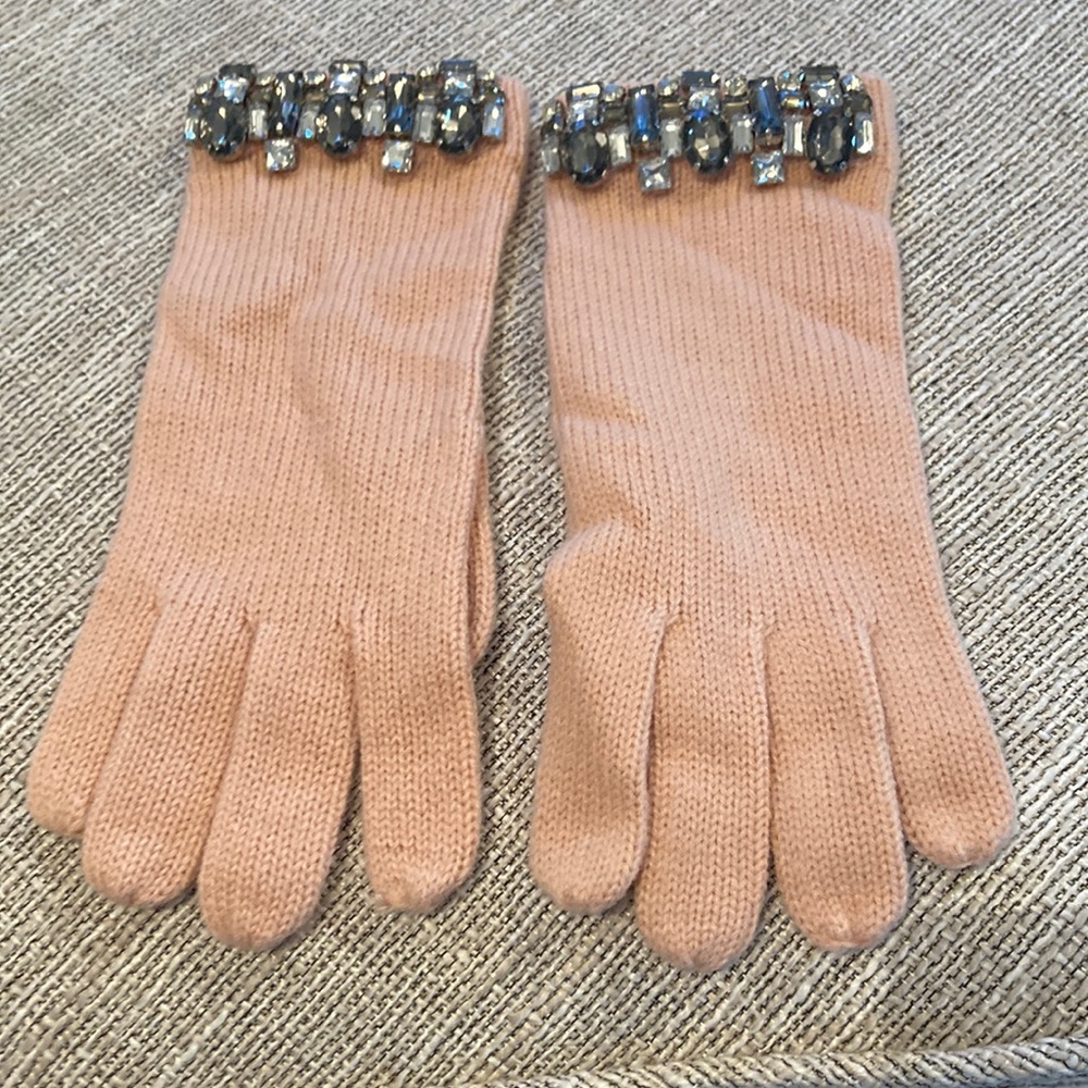 NWOT Ann Taylor embellished gloves